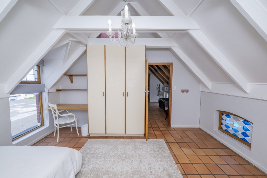 4 Bedroom Property for Sale in Hoog En Droog Western Cape